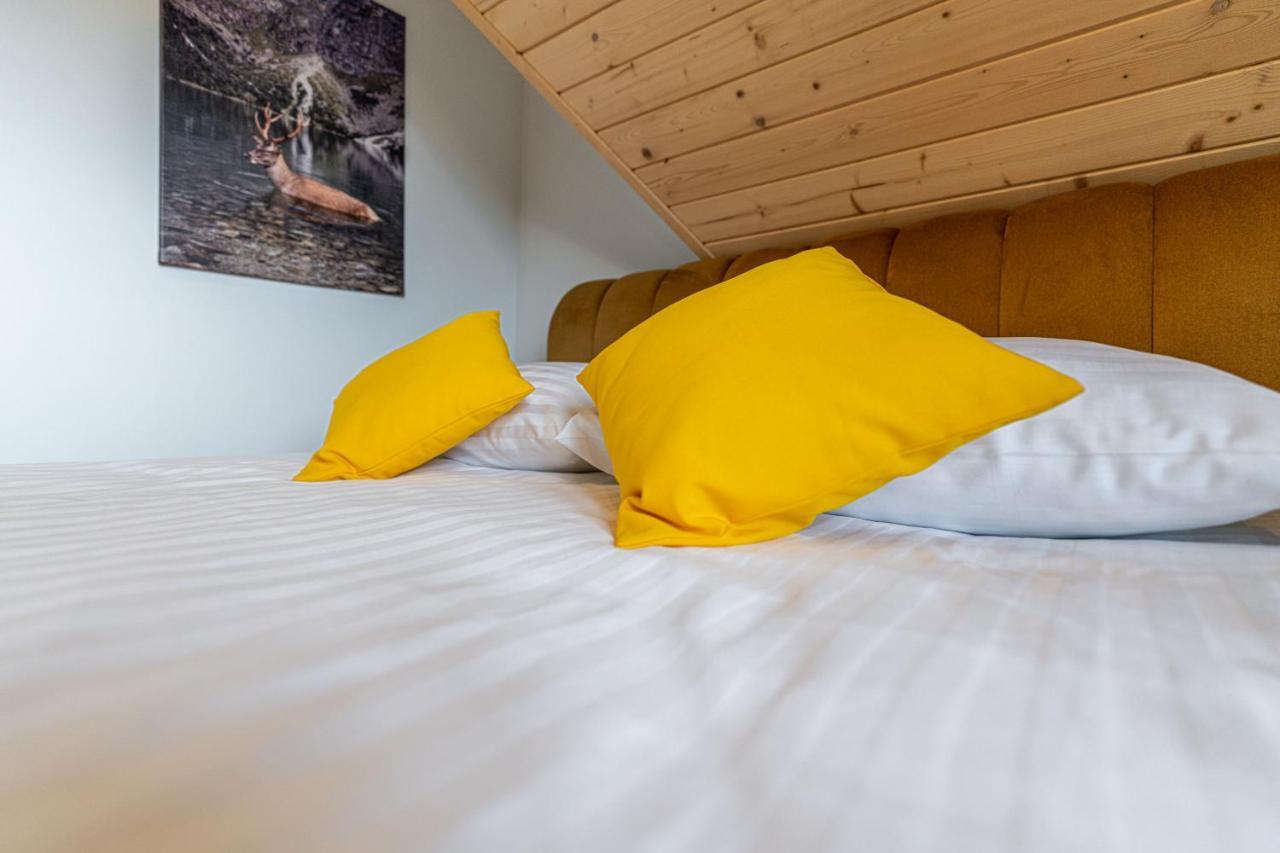 Widokowy Apartament - Pokoje Goscinne Banska Wyzna Buitenkant foto