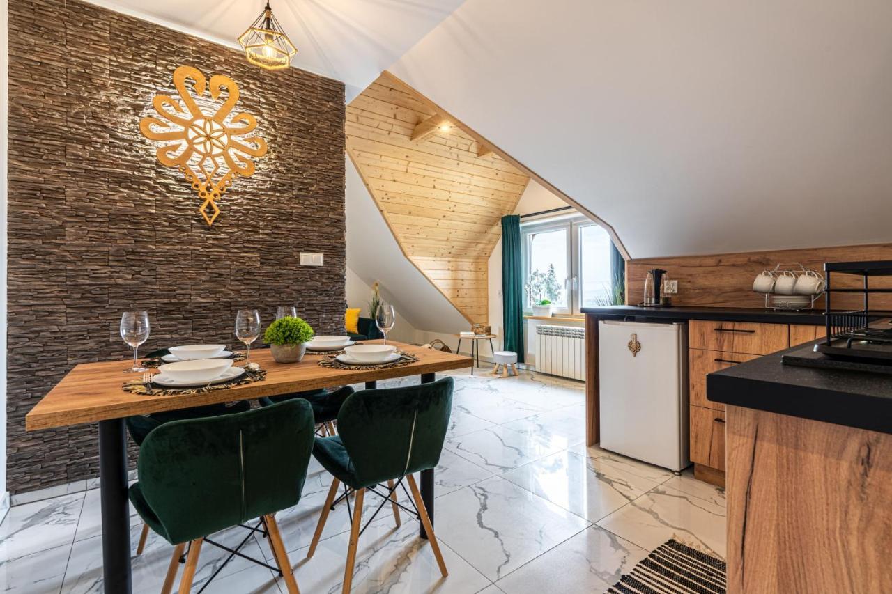 Widokowy Apartament - Pokoje Goscinne Banska Wyzna Buitenkant foto