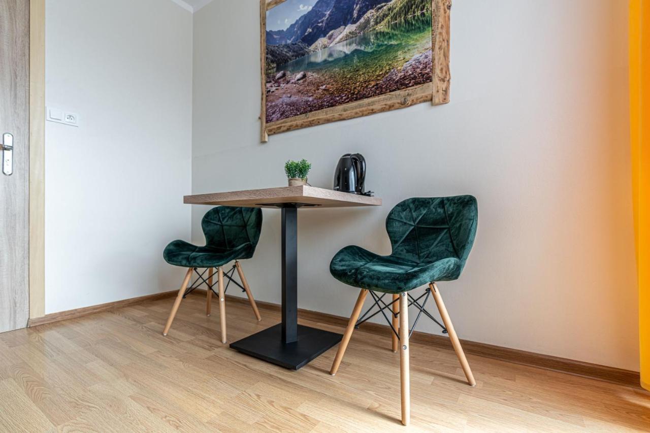 Widokowy Apartament - Pokoje Goscinne Banska Wyzna Buitenkant foto