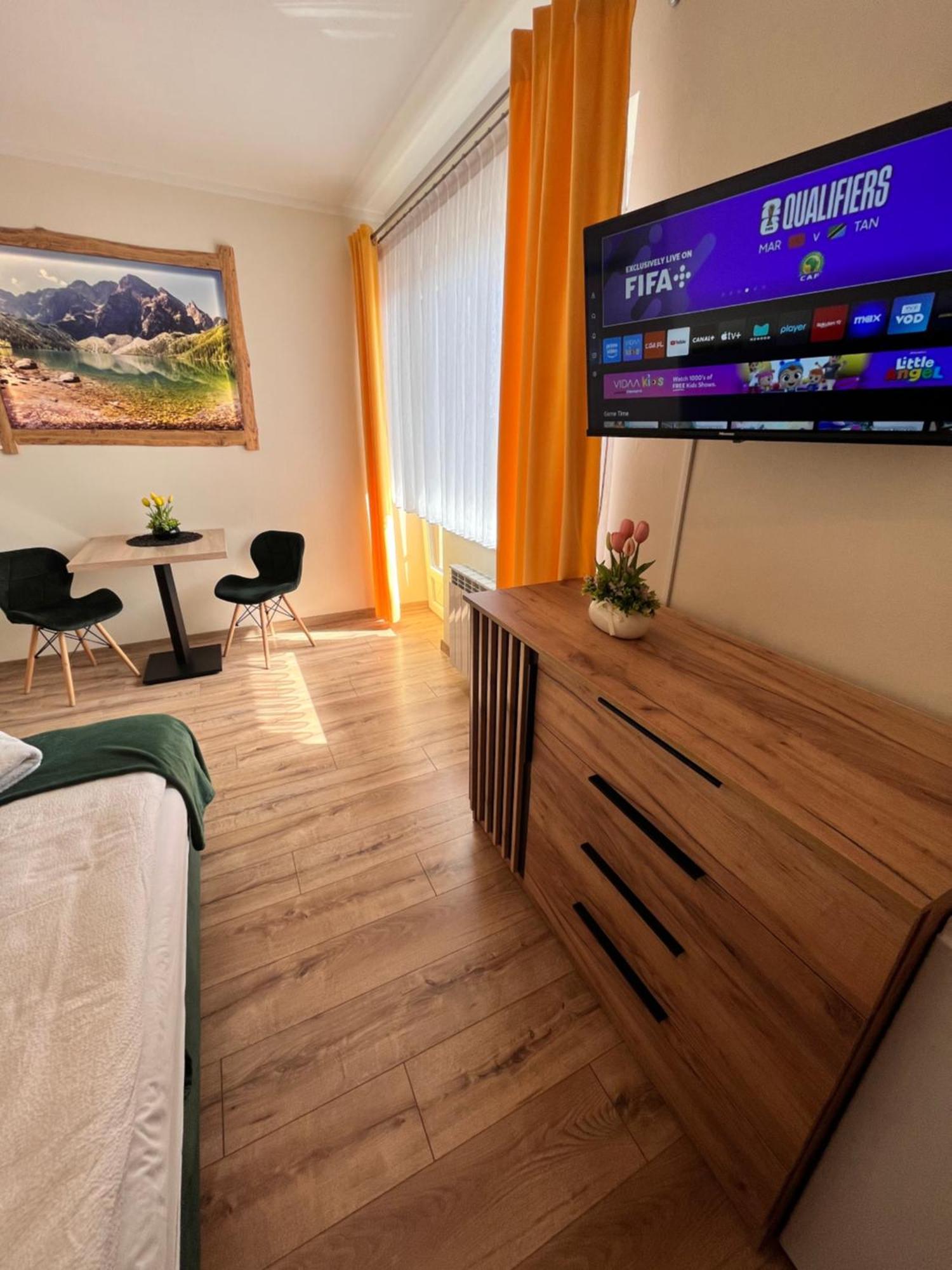 Widokowy Apartament - Pokoje Goscinne Banska Wyzna Buitenkant foto