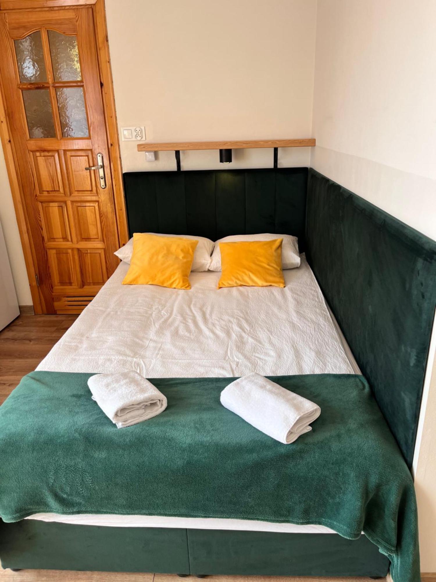 Widokowy Apartament - Pokoje Goscinne Banska Wyzna Buitenkant foto